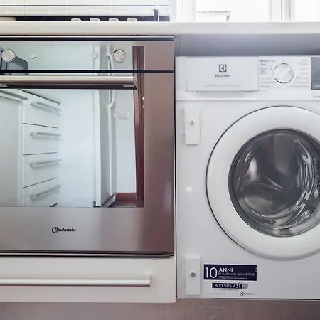 The Attico: View Of Ρώμη